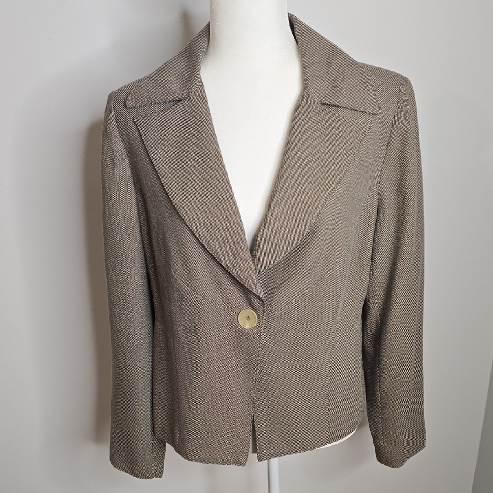 Women's Classic Tan Blazer
